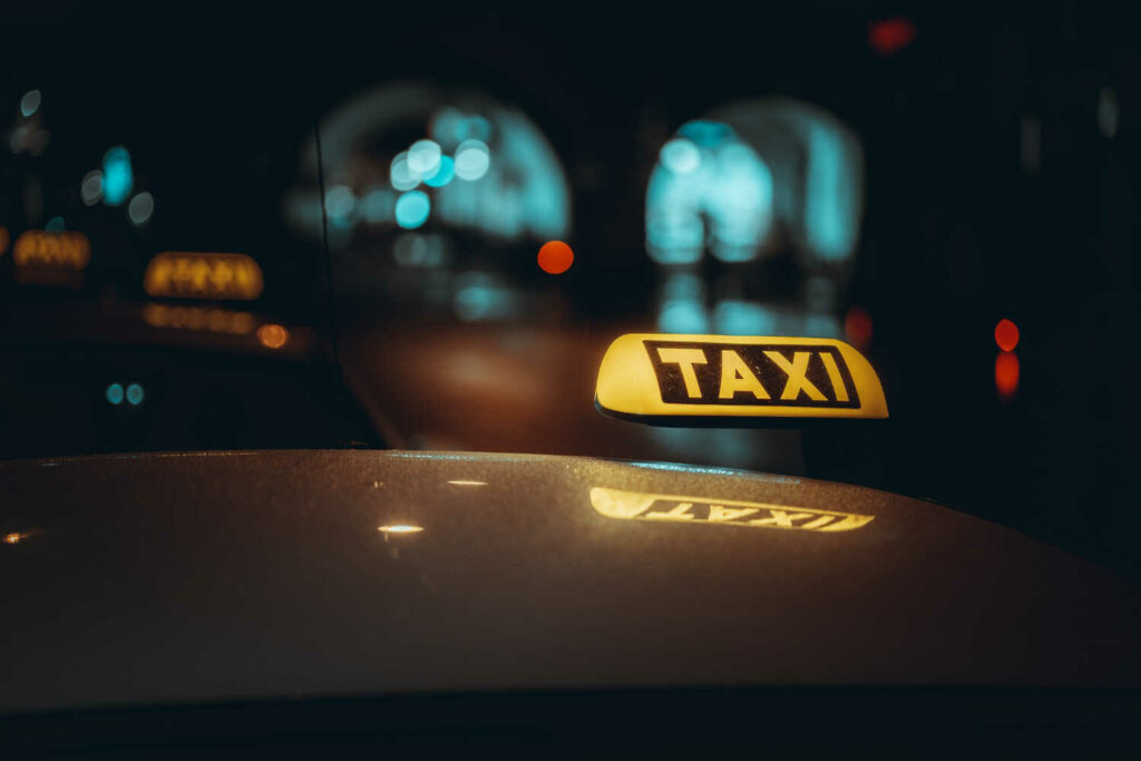 taxi-sign-night